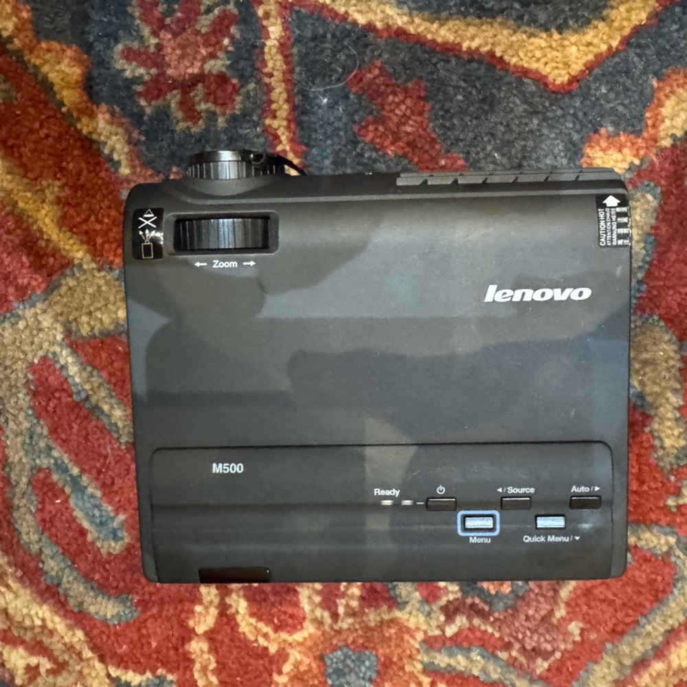 Lenovo M 500 projector